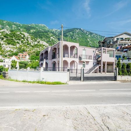 Boka Bay 2 Apartment Котор Екстериор снимка