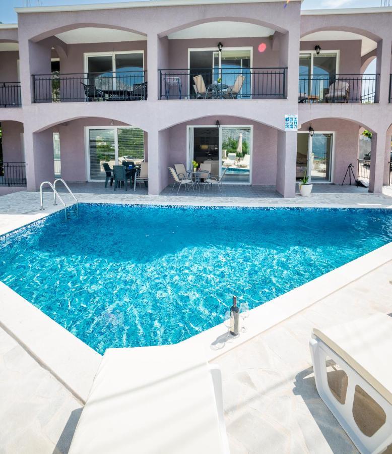 Boka Bay 2 Apartment Котор Екстериор снимка