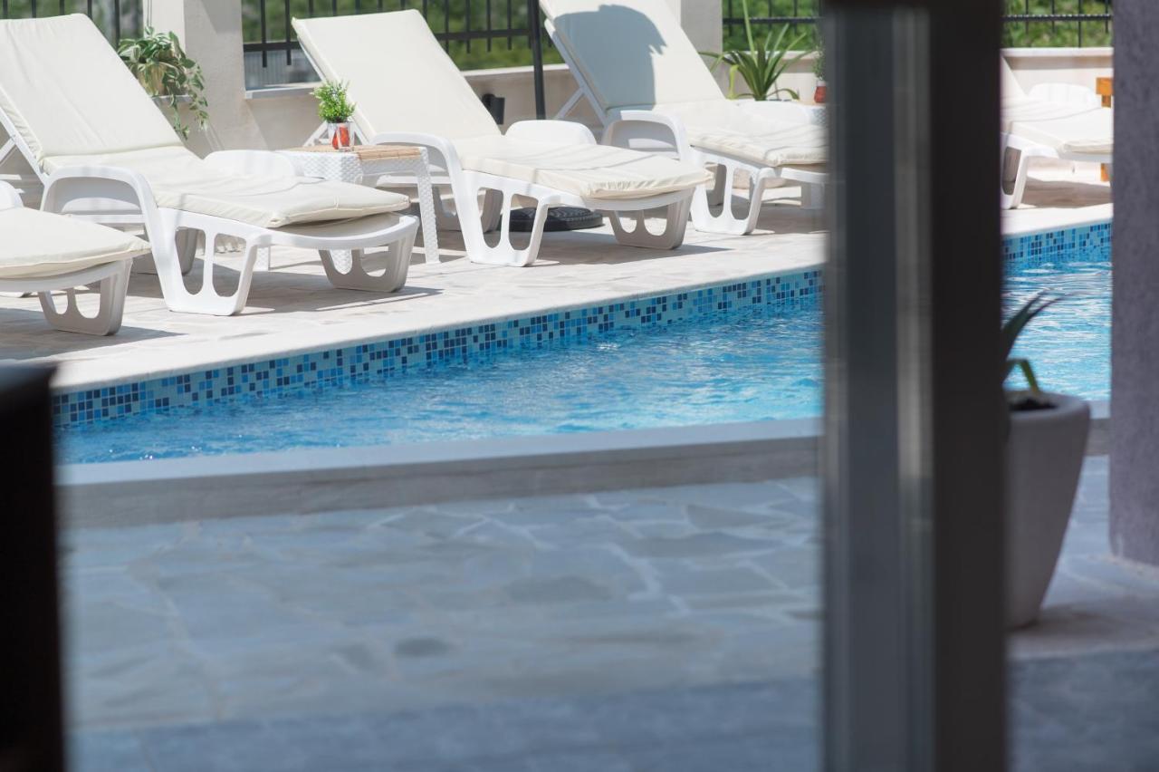 Boka Bay 2 Apartment Котор Екстериор снимка