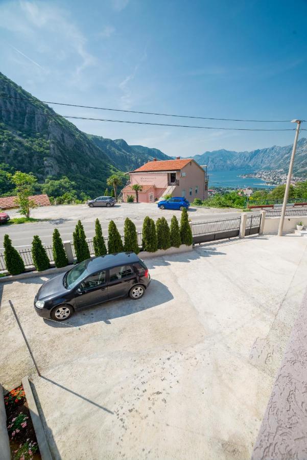 Boka Bay 2 Apartment Котор Екстериор снимка